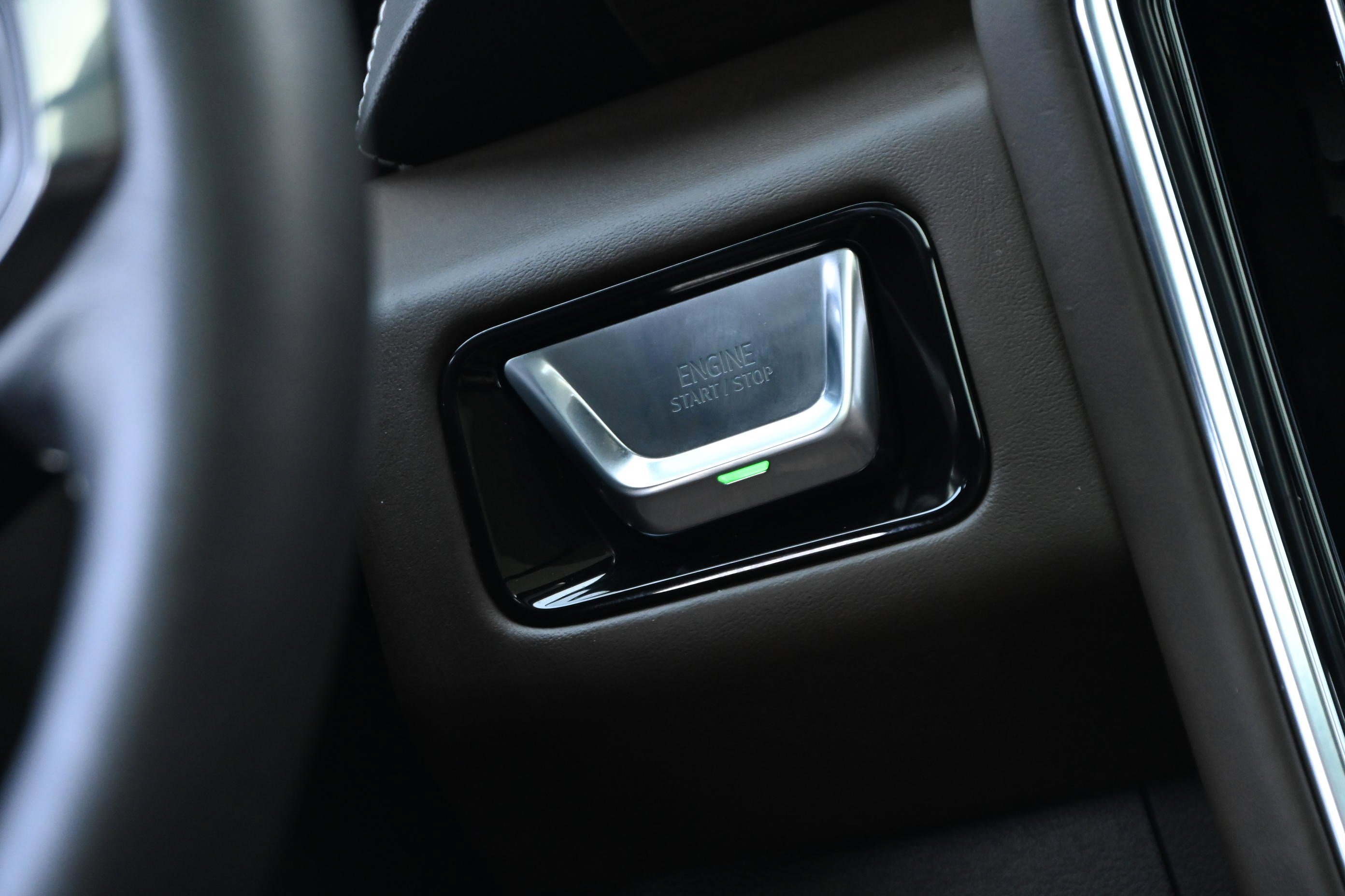 Used 2025 GMC Yukon Denali Ultimate image 40