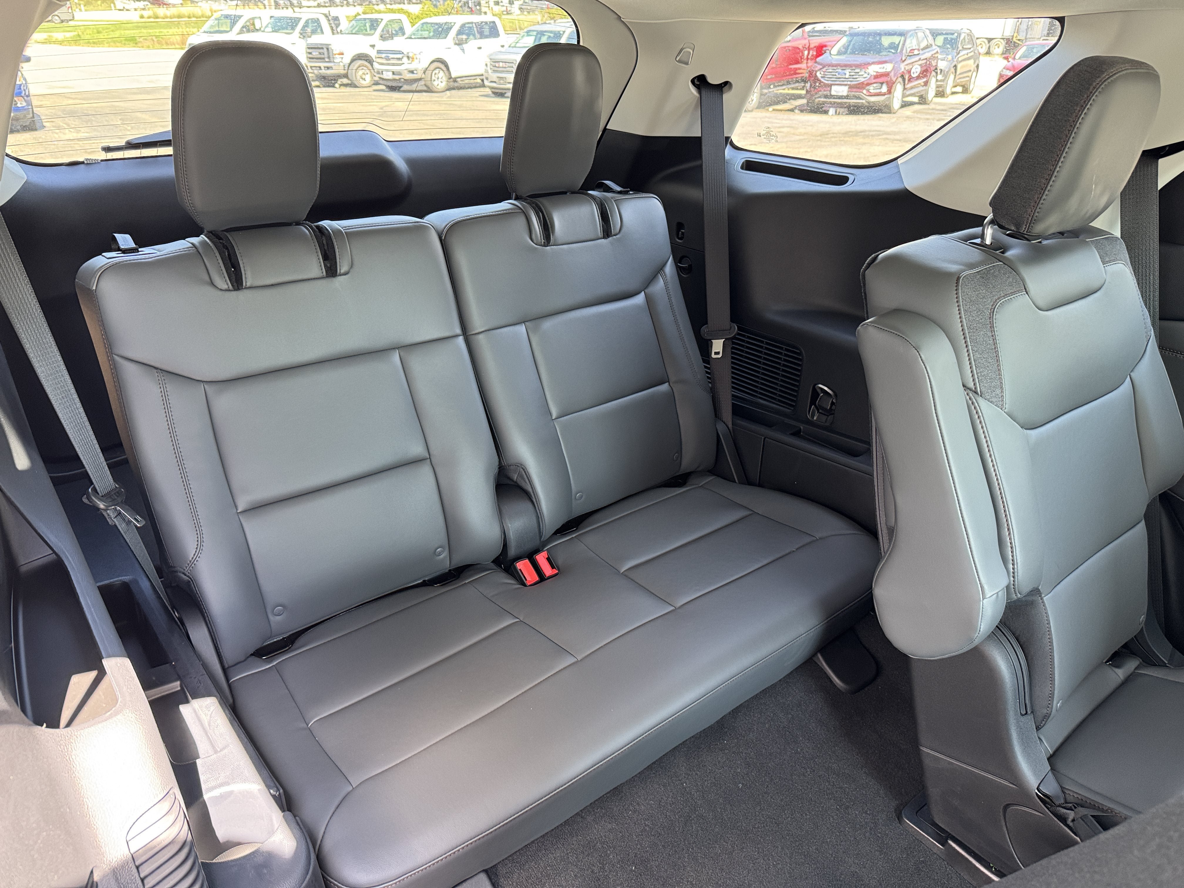 New 2026 Ford Explorer Active w/ Active Comfort Package AWD/4WD image 29