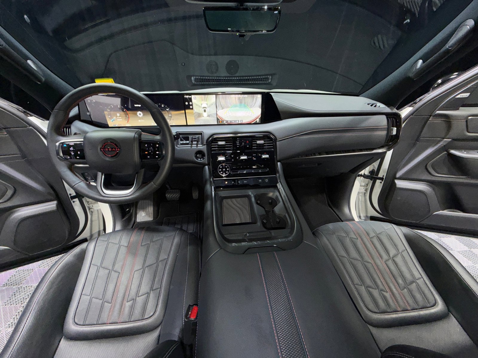 Certified 2025 Nissan Armada PRO-4X image 20