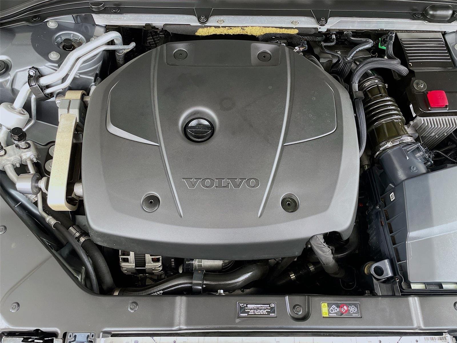 Used 2019 Volvo S60 T6 R-Design AWD/4WD image 34