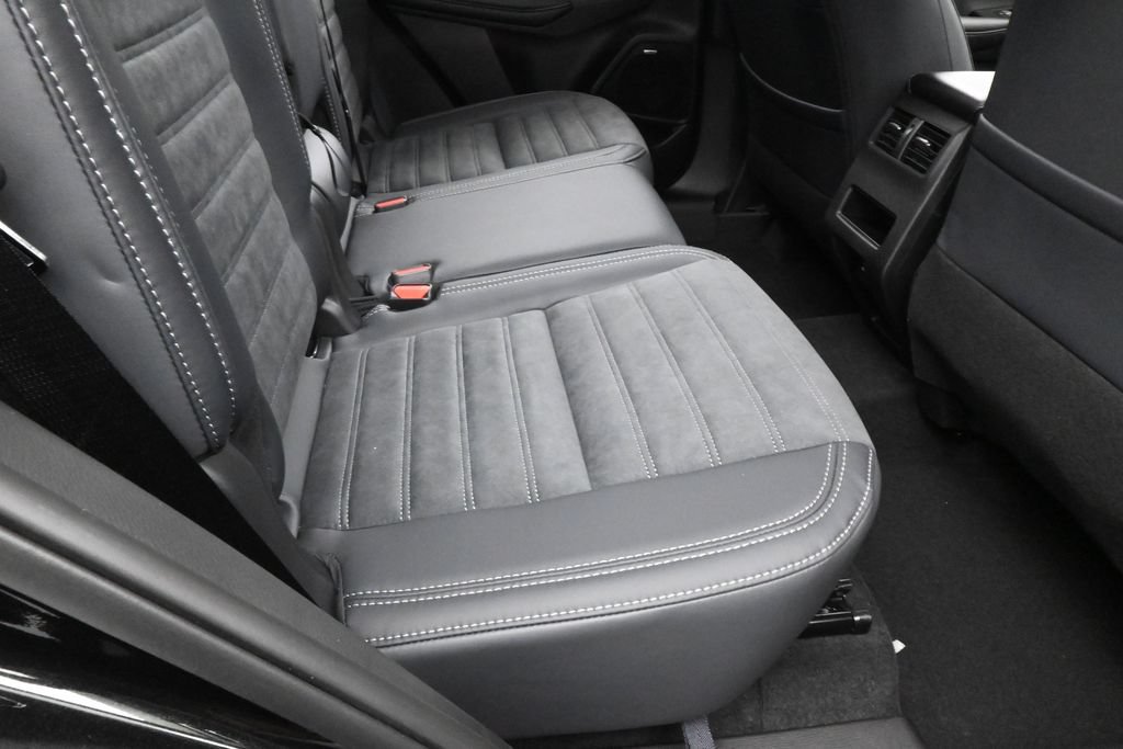 New 2026 Mitsubishi Outlander SE FWD image 38