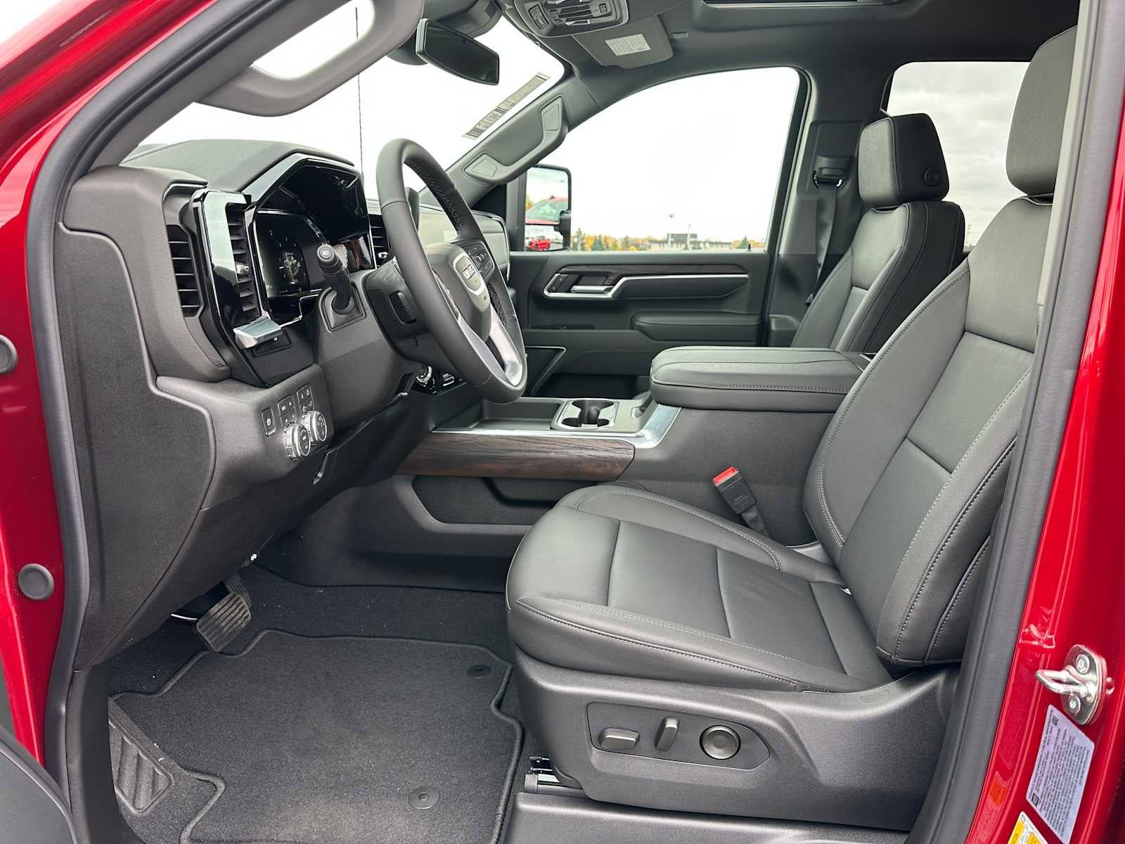 New 2026 GMC Sierra 2500 SLT w/ SLT Convenience Package image 20