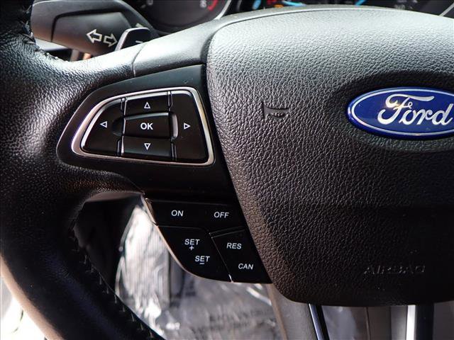 Used 2017 Ford Escape Titanium image 16