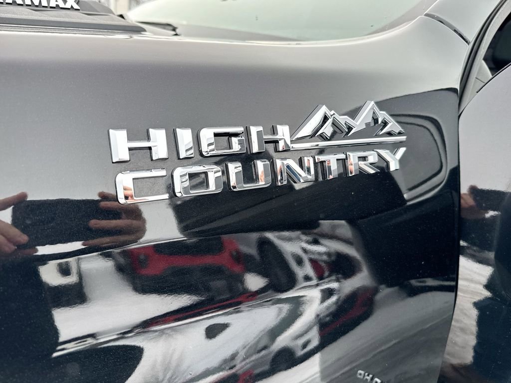 Used 2022 Chevrolet Silverado 3500 High Country image 26