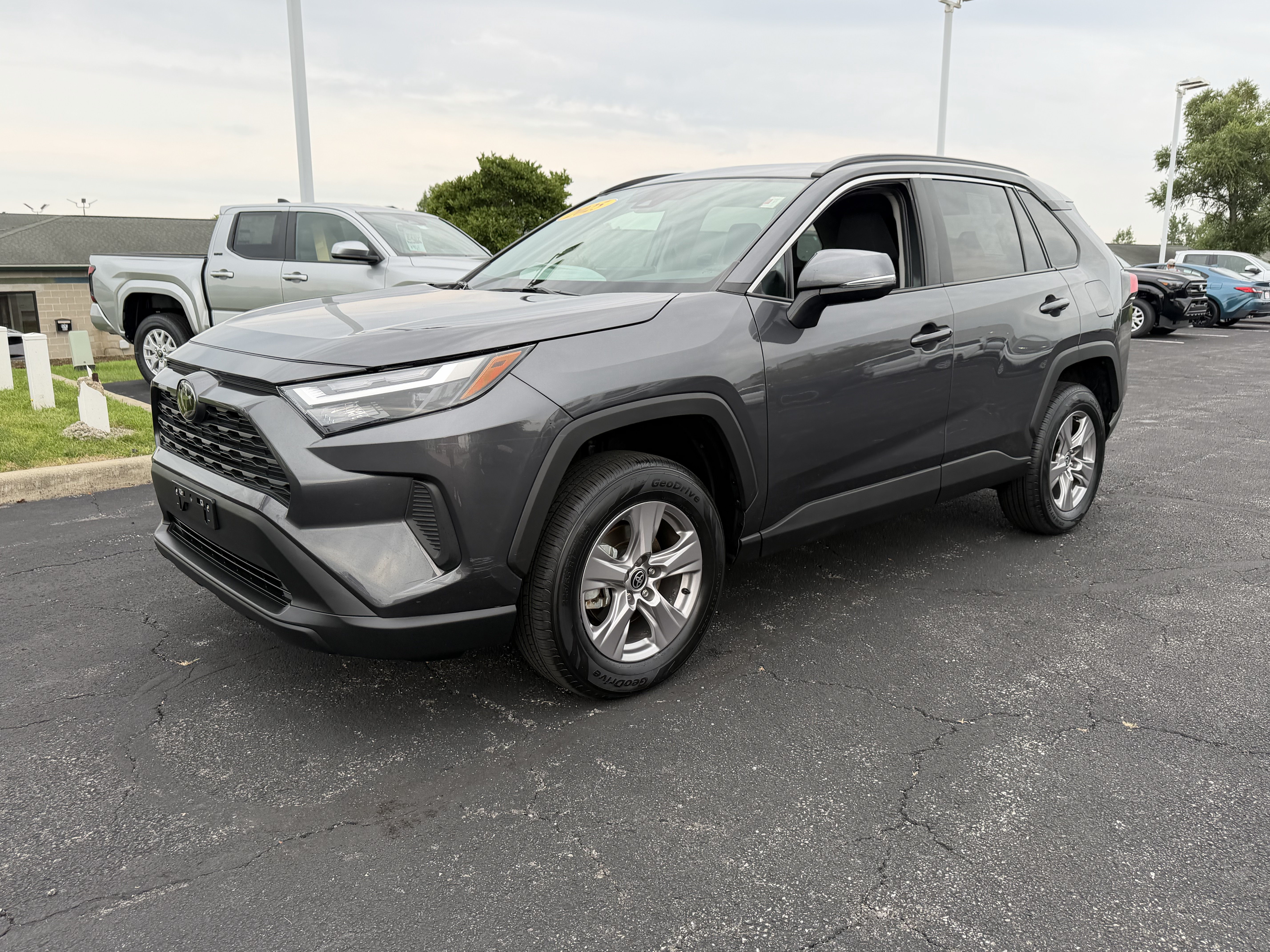 Certified 2025 Toyota RAV4 XLE w/ Convenience Package AWD/4WD image 5