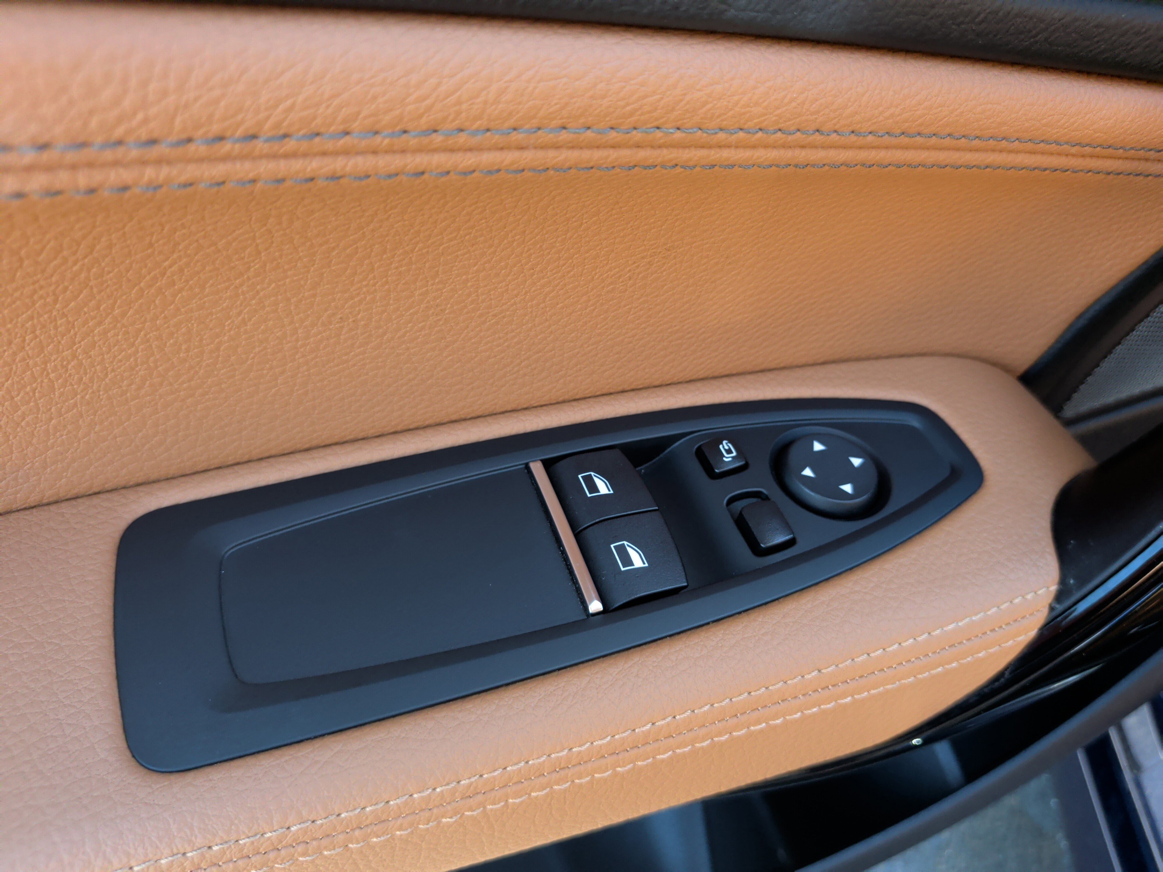 Used 2018 BMW 230i Coupe w/ Track Handling Package image 29