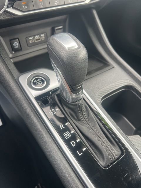 Used 2024 Nissan Sentra SV image 17