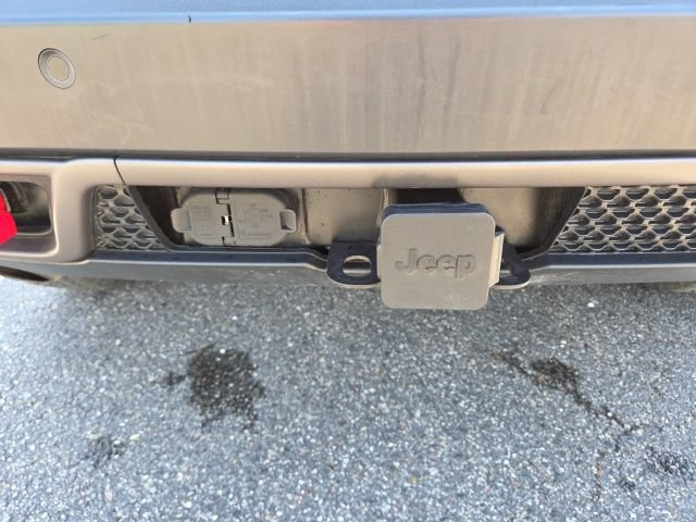 Used 2019 Jeep Cherokee Trailhawk AWD/4WD image 26