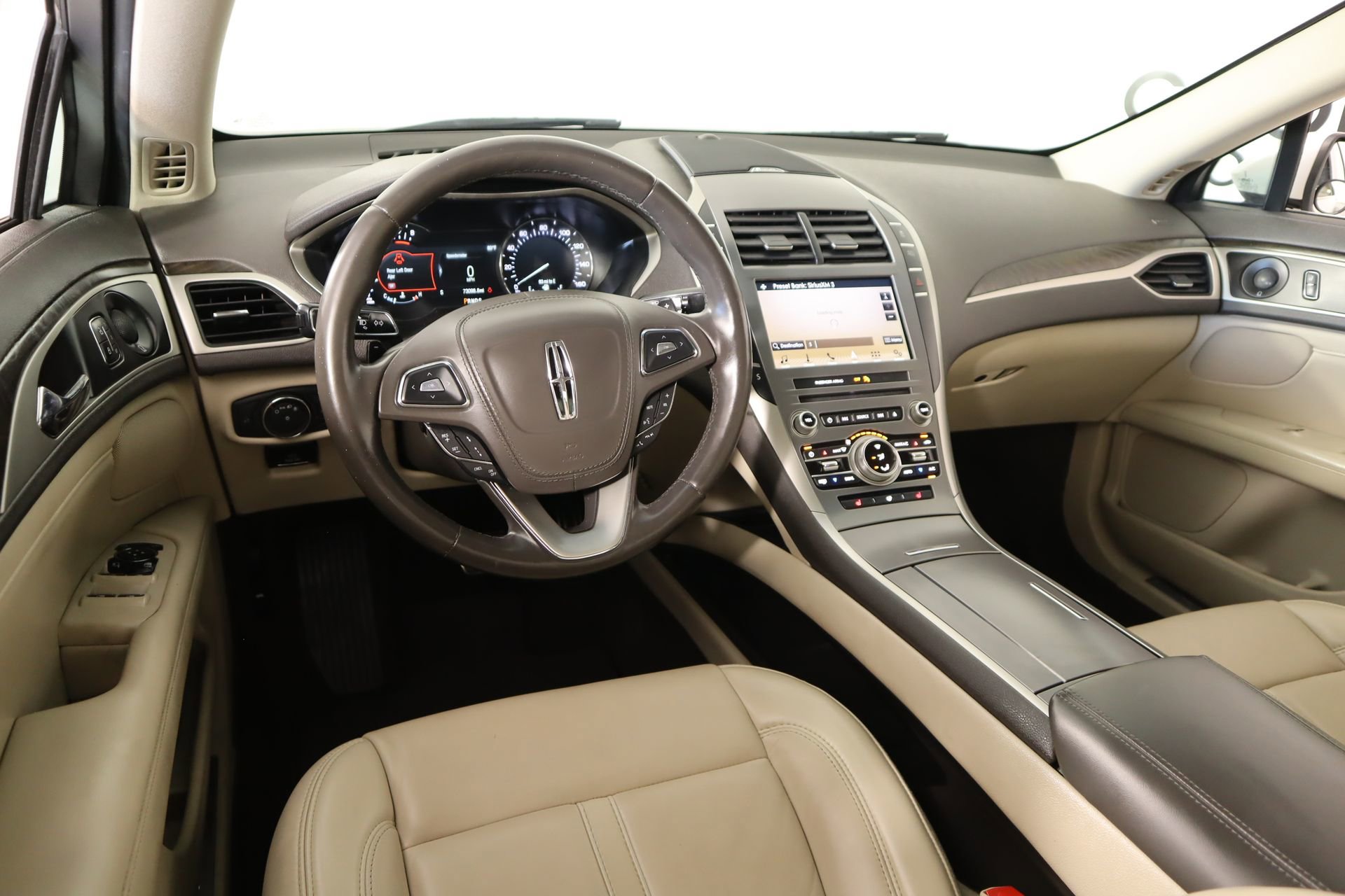 Used 2019 Lincoln MKZ Reserve w/ Reserve Plus Package image 2