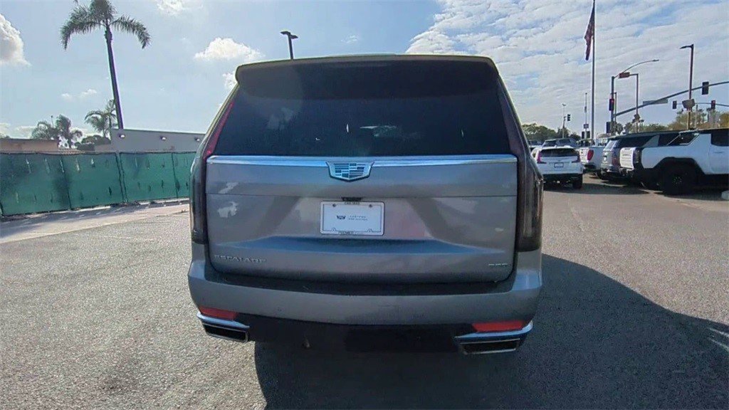 Certified 2023 Cadillac Escalade ESV Premium Luxury Platinum w/ LPO, Radiant Package image 8