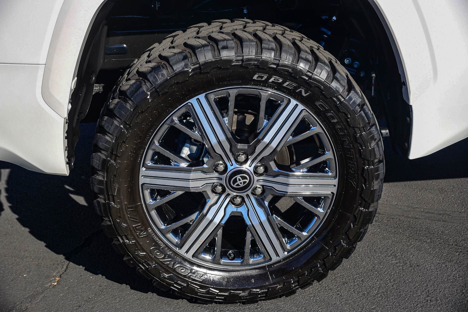 Used 2025 Toyota Tundra Capstone image 9