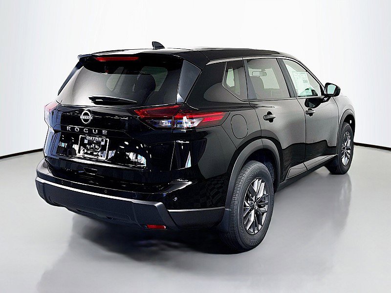 New 2026 Nissan Rogue S image 7