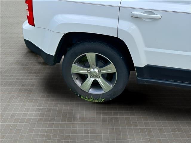 Used 2016 Jeep Patriot High Altitude FWD image 14