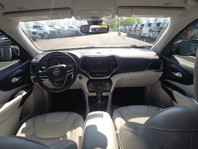 Used 2019 Jeep Cherokee Limited image 21