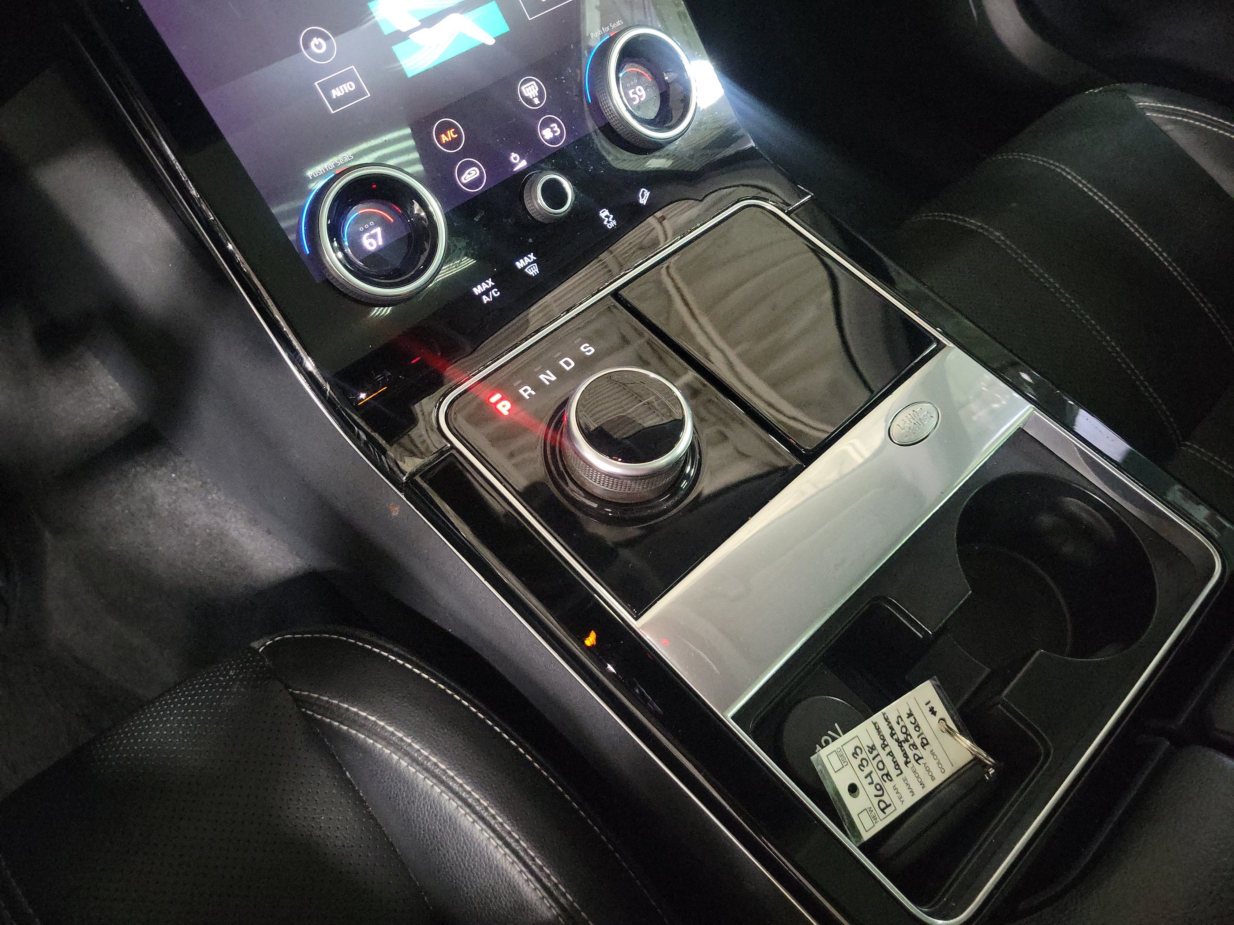 Used 2018 Land Rover Range Rover Velar S AWD/4WD image 34