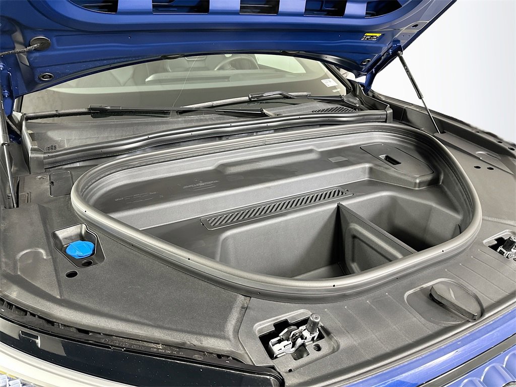 Used 2025 Audi SQ6 e-tron Premium Plus w/ Premium Plus image 22