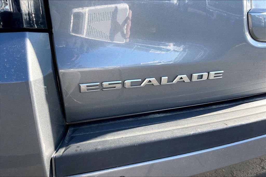 Used 2019 Cadillac Escalade Platinum image 31