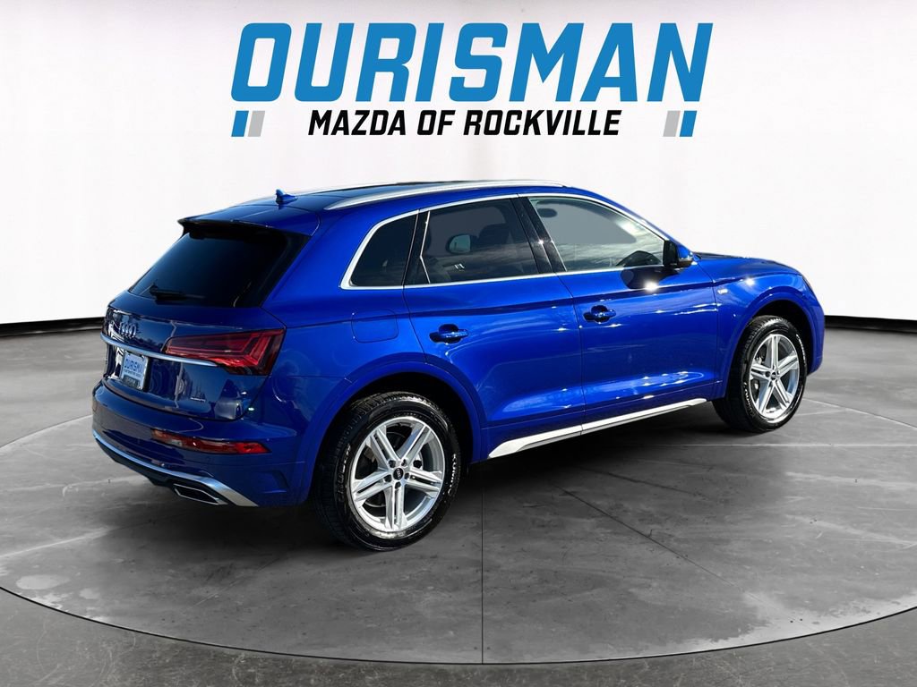 Used 2024 Audi Q5 e Premium Plus w/ Premium Plus Package image 6