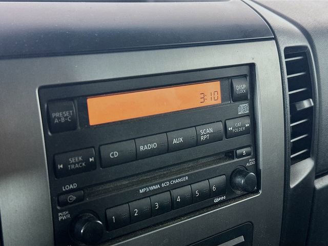 Used 2010 Nissan Titan SE w/ SE Value Truck Pkg image 14