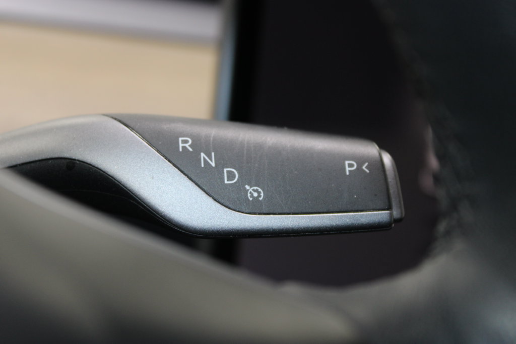 Used 2023 Tesla Model Y Long Range AWD/4WD image 36