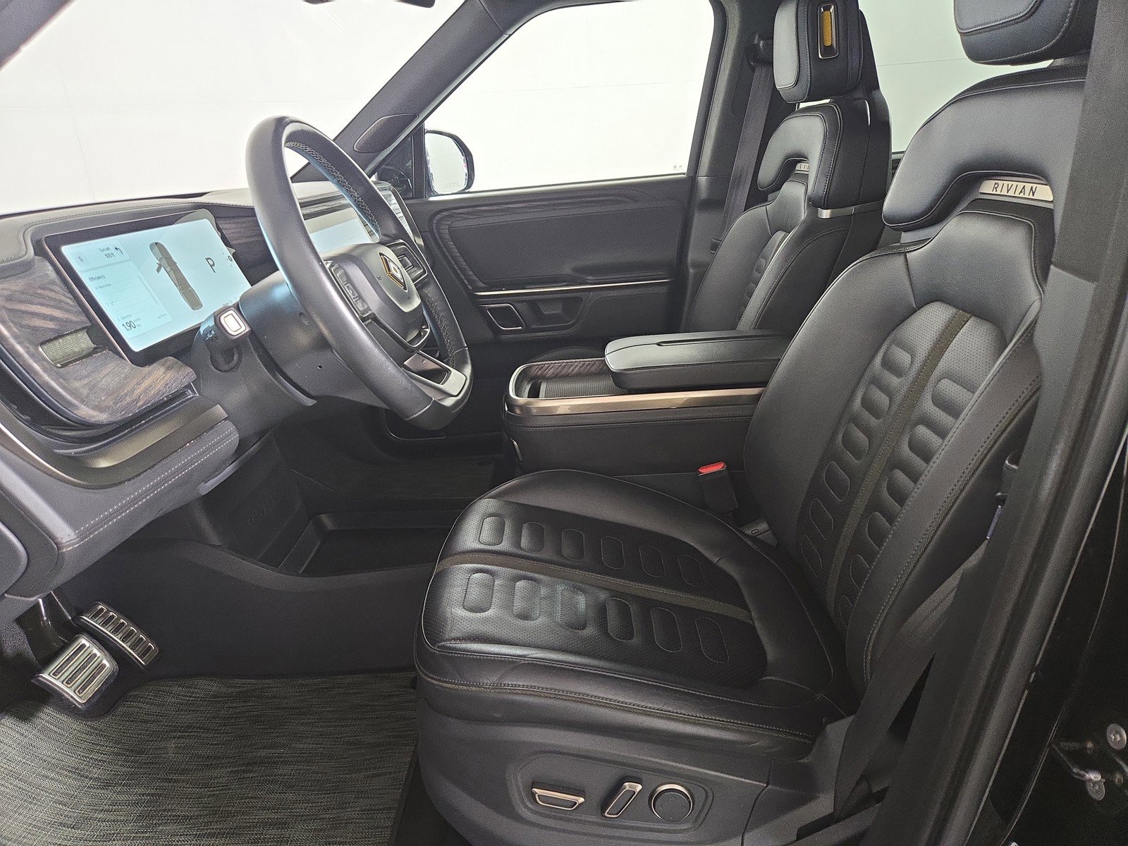 Used 2022 Rivian R1T Launch Edition image 20