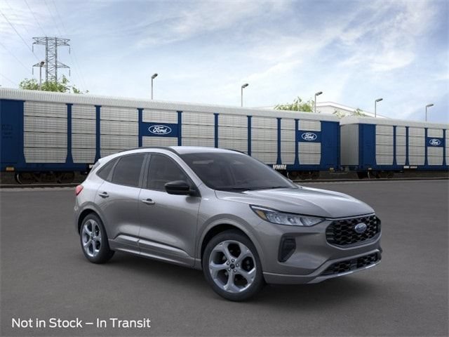 Used 2023 Ford Escape ST-Line w/ Tech Pack #1 FWD image 7