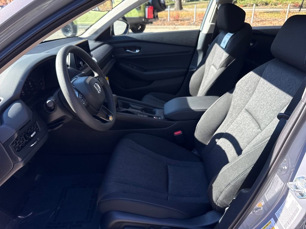 New 2025 Honda Accord SE image 11