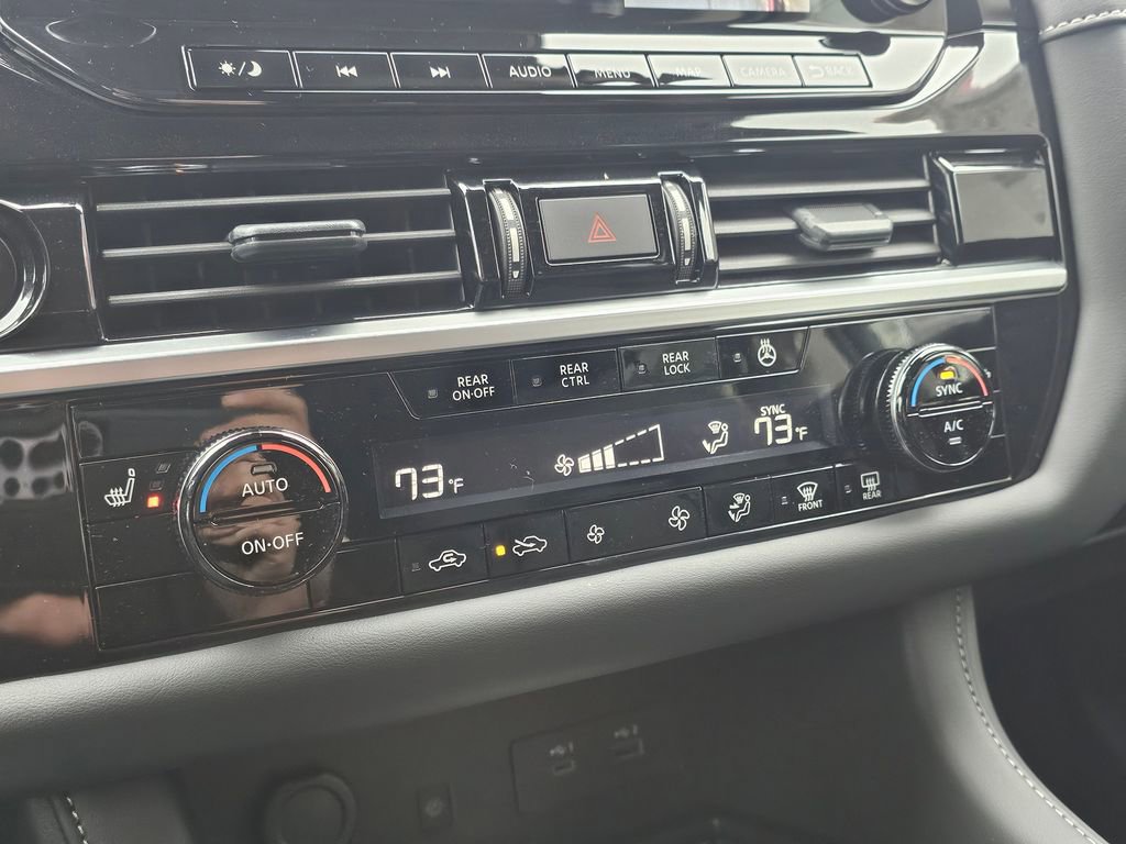 New 2025 Nissan Pathfinder SL image 23