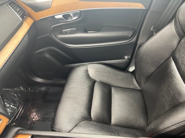 Used 2023 Volvo XC90 B6 Plus w/ Protection Package Premier AWD/4WD image 16