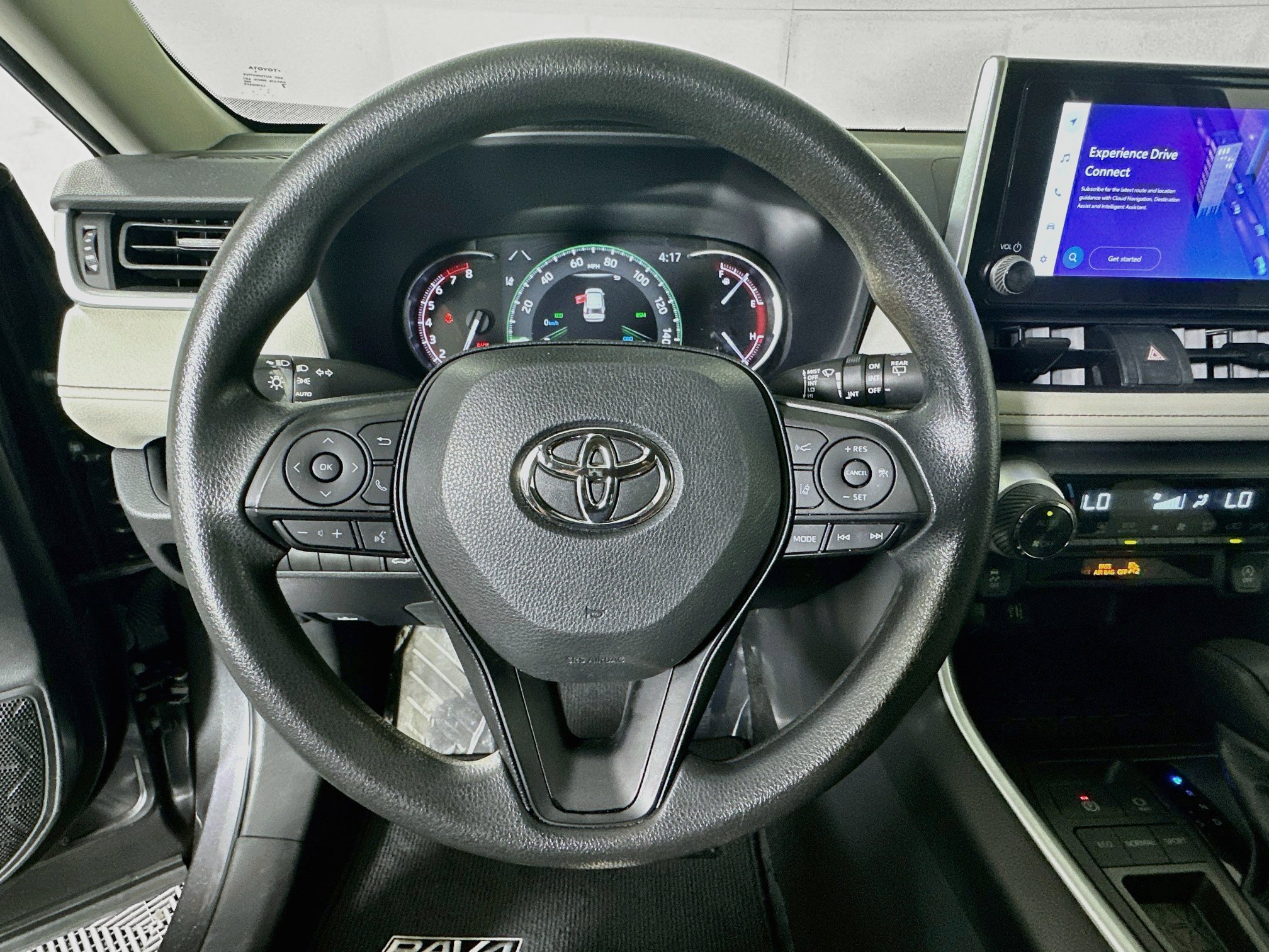 Used 2024 Toyota RAV4 XLE w/ Convenience Package FWD image 15