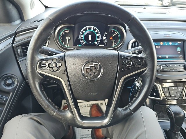 Used 2014 Buick LaCrosse Base image 12