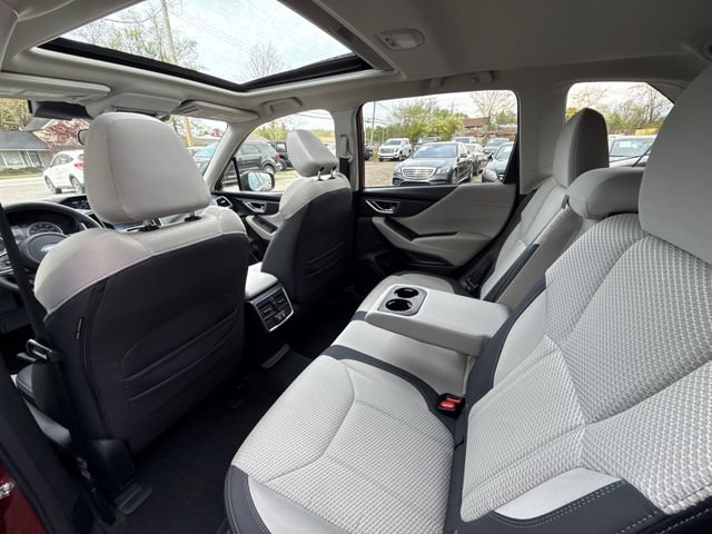 Used 2024 Subaru Forester Premium AWD/4WD image 36