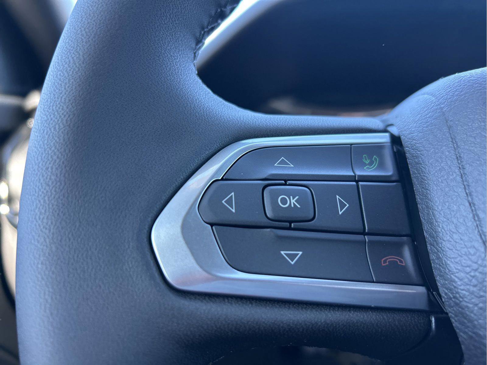 New 2026 Jeep Compass Latitude image 15