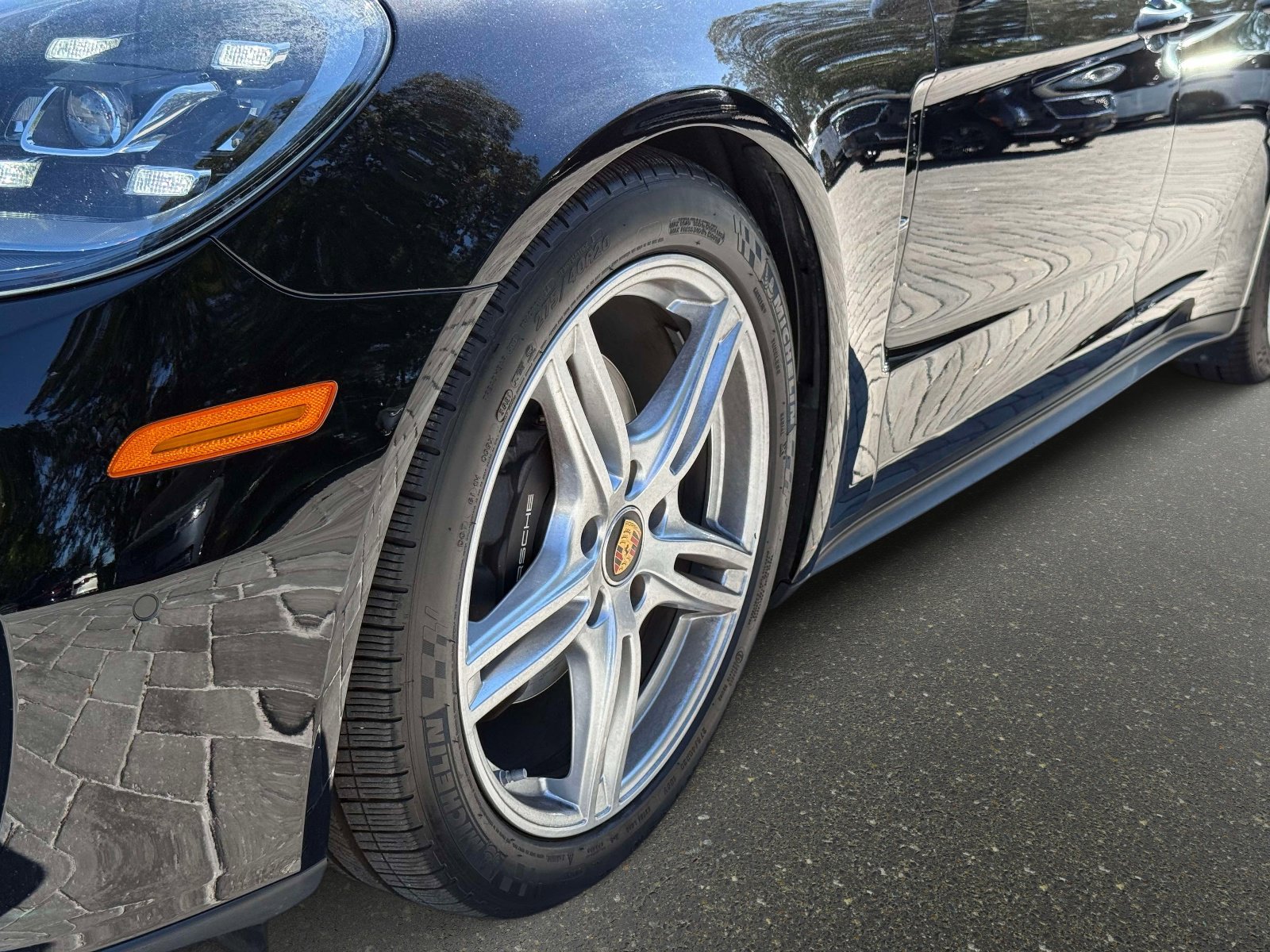 Used 2022 Porsche Panamera 4 image 11