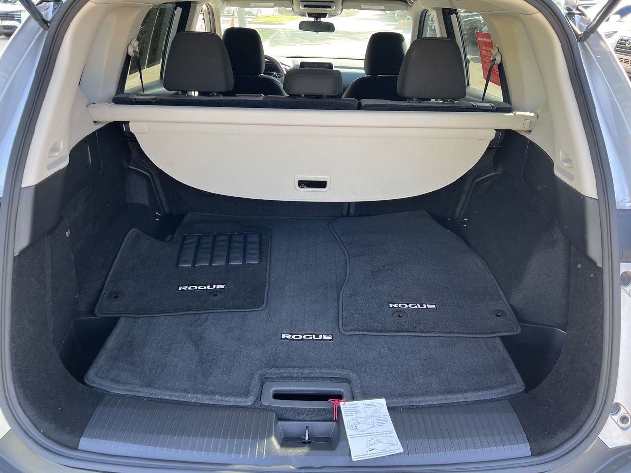 Certified 2023 Nissan Rogue SV image 23