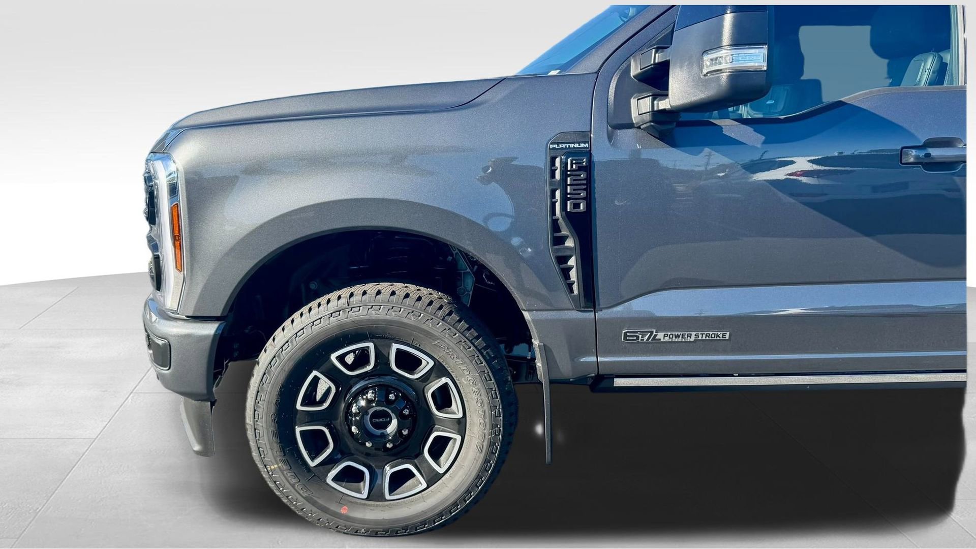 New 2026 Ford F250 Platinum w/ FX4 Off-Road Package image 17