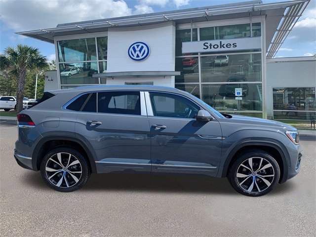 New 2026 Volkswagen Atlas Cross Sport SEL Premium R-Line image 3