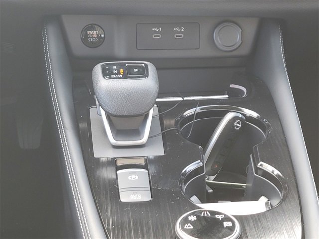 New 2026 Nissan Rogue Platinum image 25