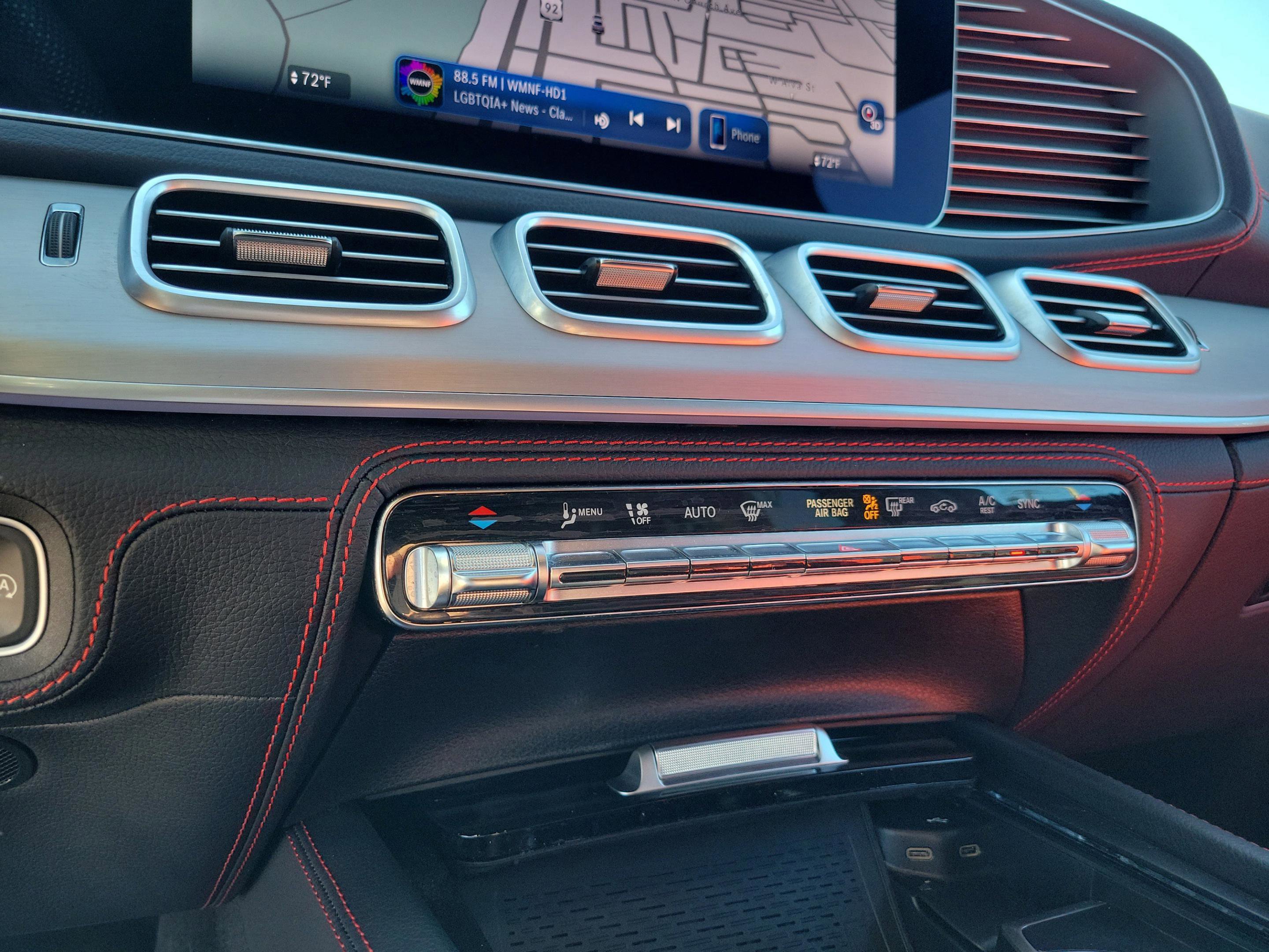 Used 2024 Mercedes-Benz GLE 53 AMG 4MATIC Coupe image 18