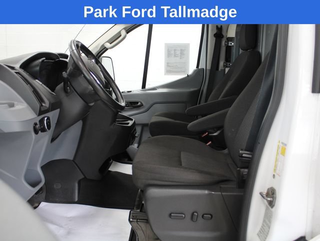Used 2016 Ford Transit 250 130 Low Roof RWD image 14