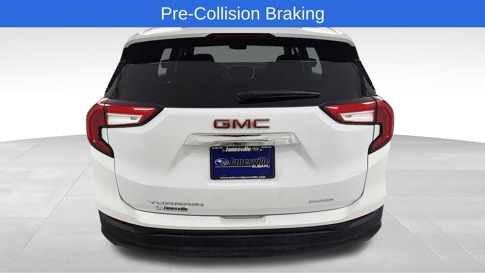 Used 2024 GMC Terrain SLE AWD/4WD image 4