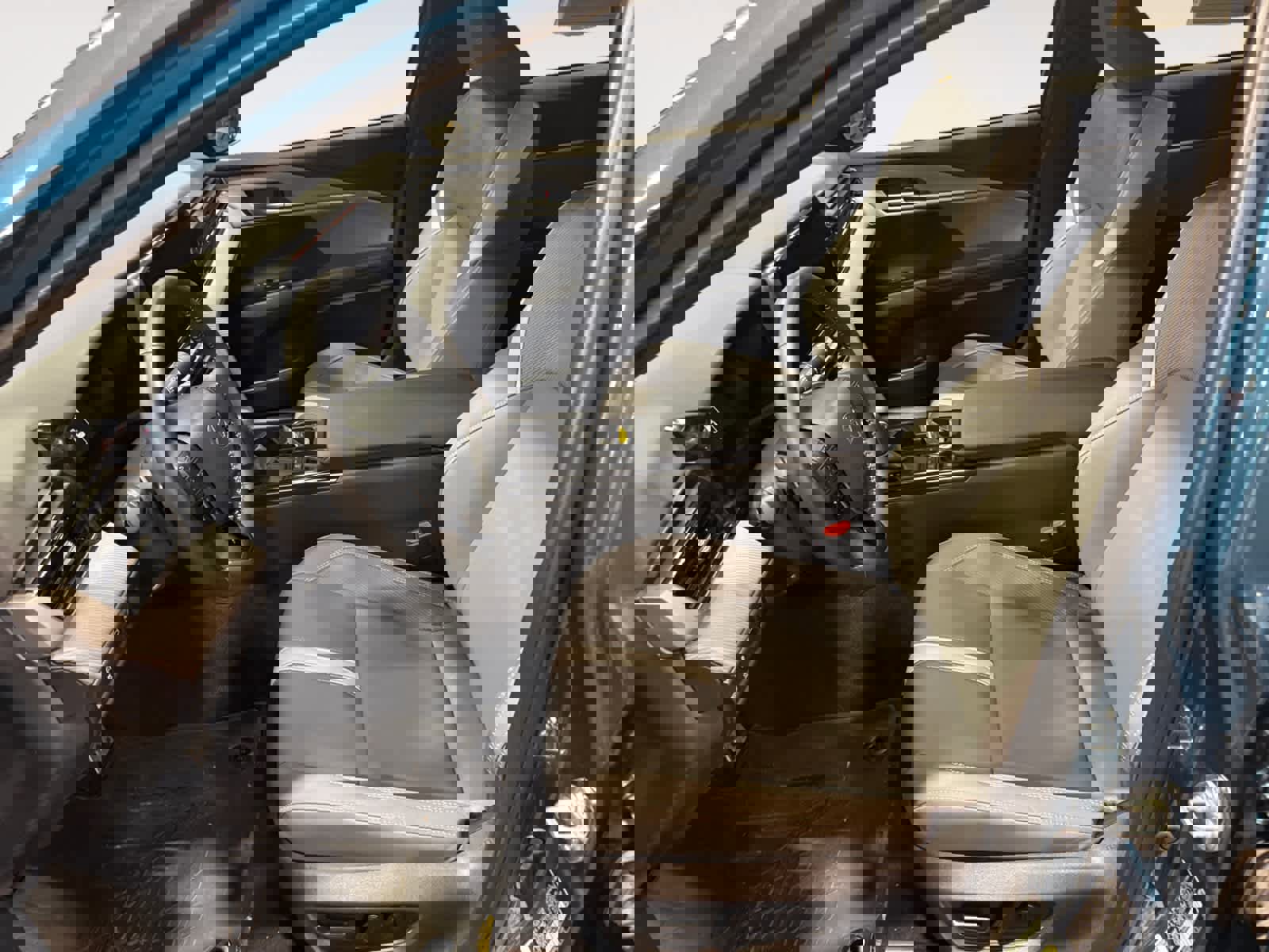 Used 2025 Toyota Camry SE image 9