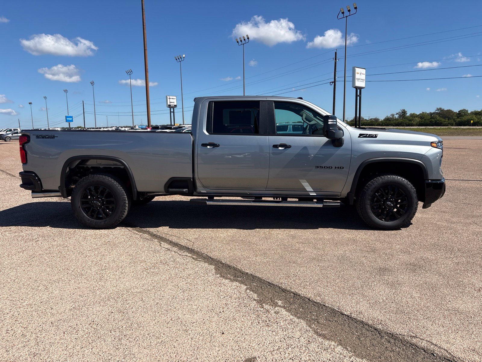 New 2026 Chevrolet Silverado 3500 LT w/ Trail Boss Package AWD/4WD image 7