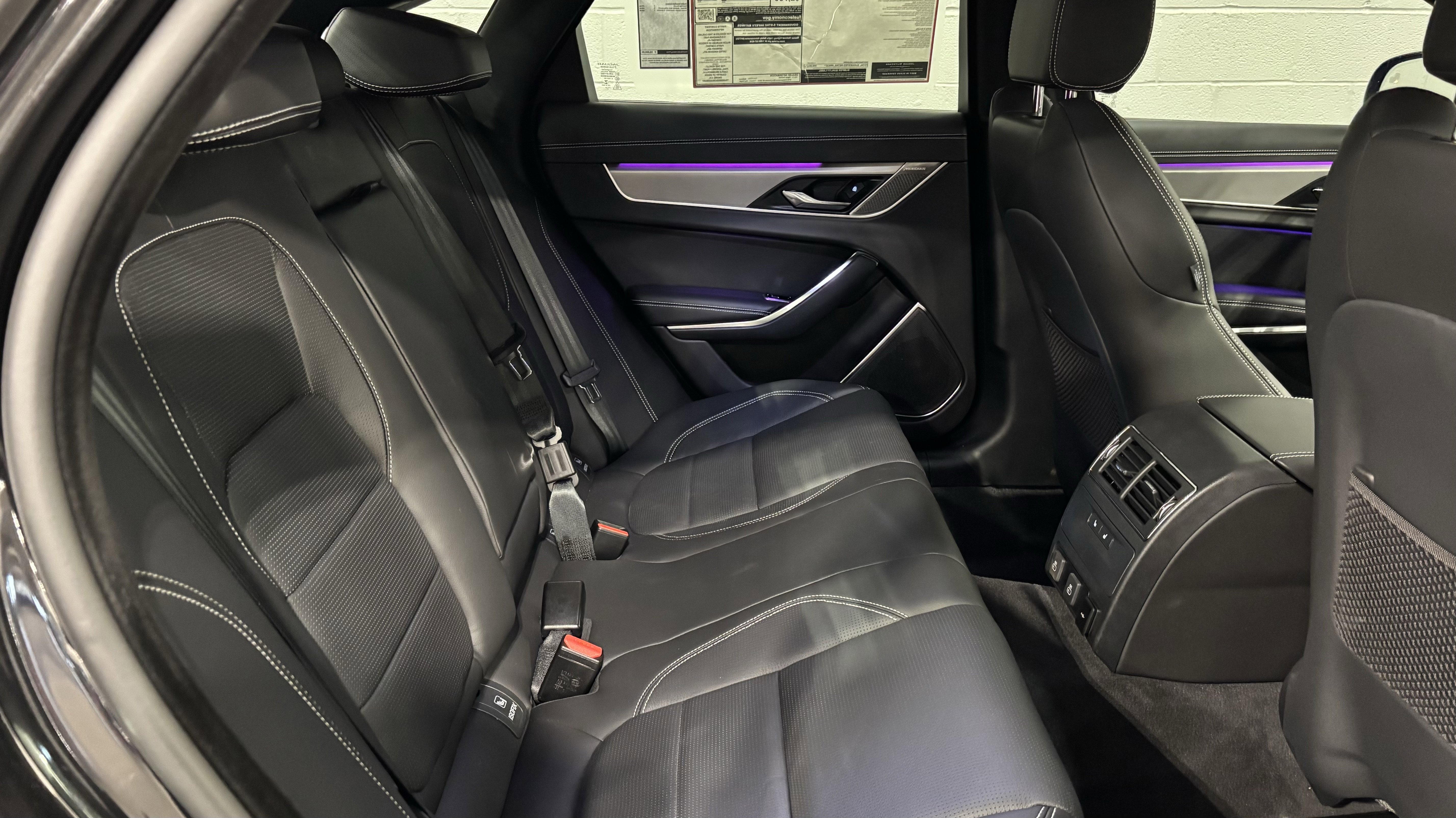 New 2024 Jaguar XF R-Dynamic SE AWD/4WD image 16