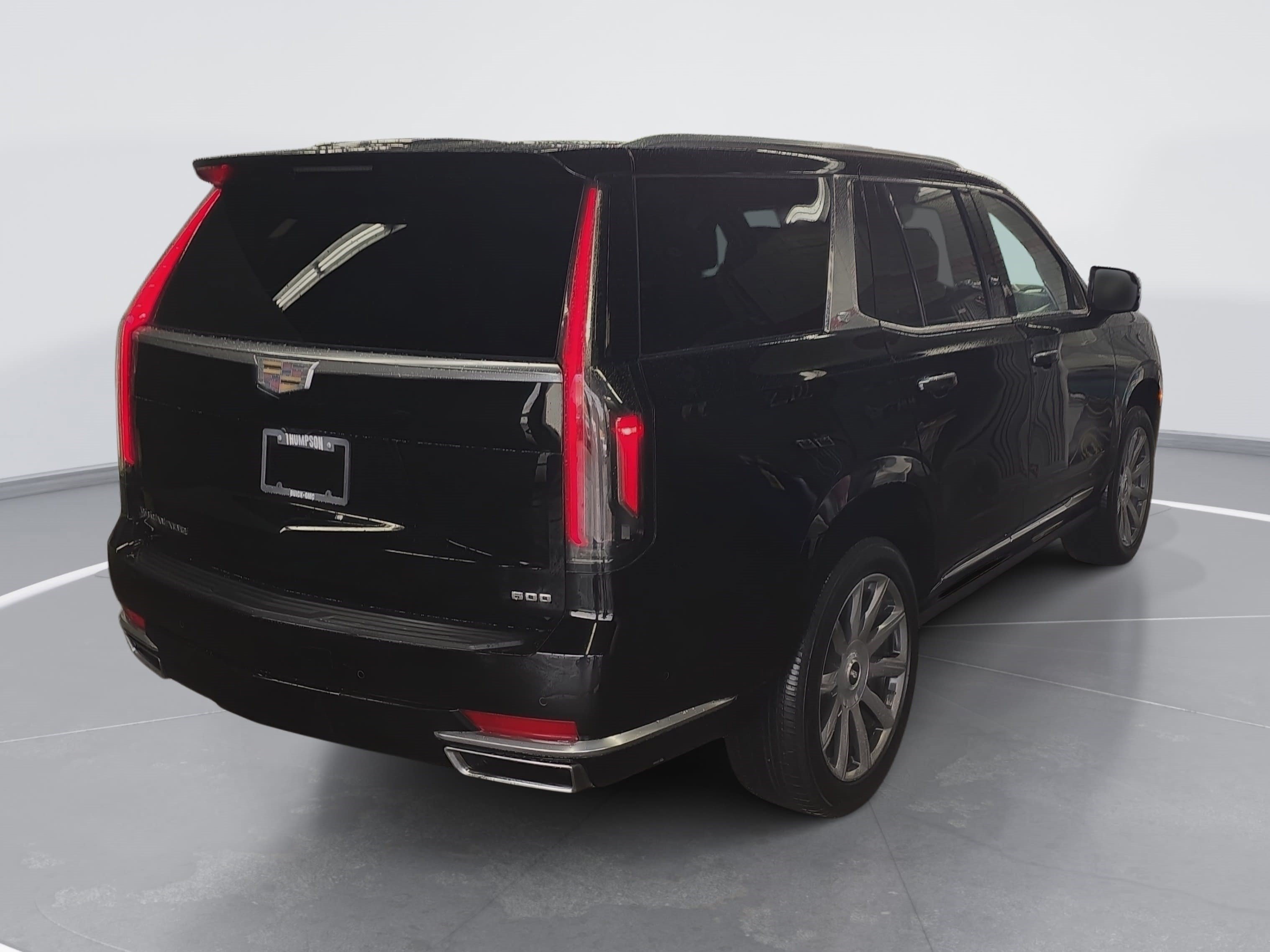 Certified 2022 Cadillac Escalade Premium Luxury Platinum AWD/4WD image 3