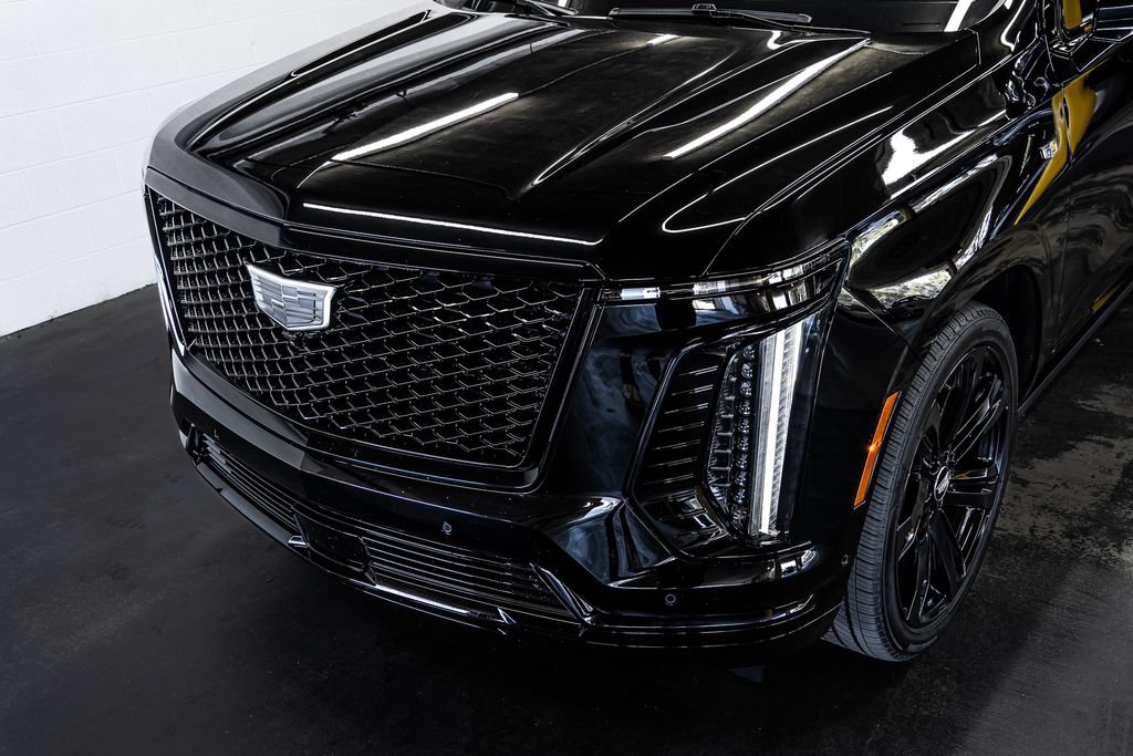 Used 2026 Cadillac Escalade Sport w/ Touring Package AWD/4WD image 11