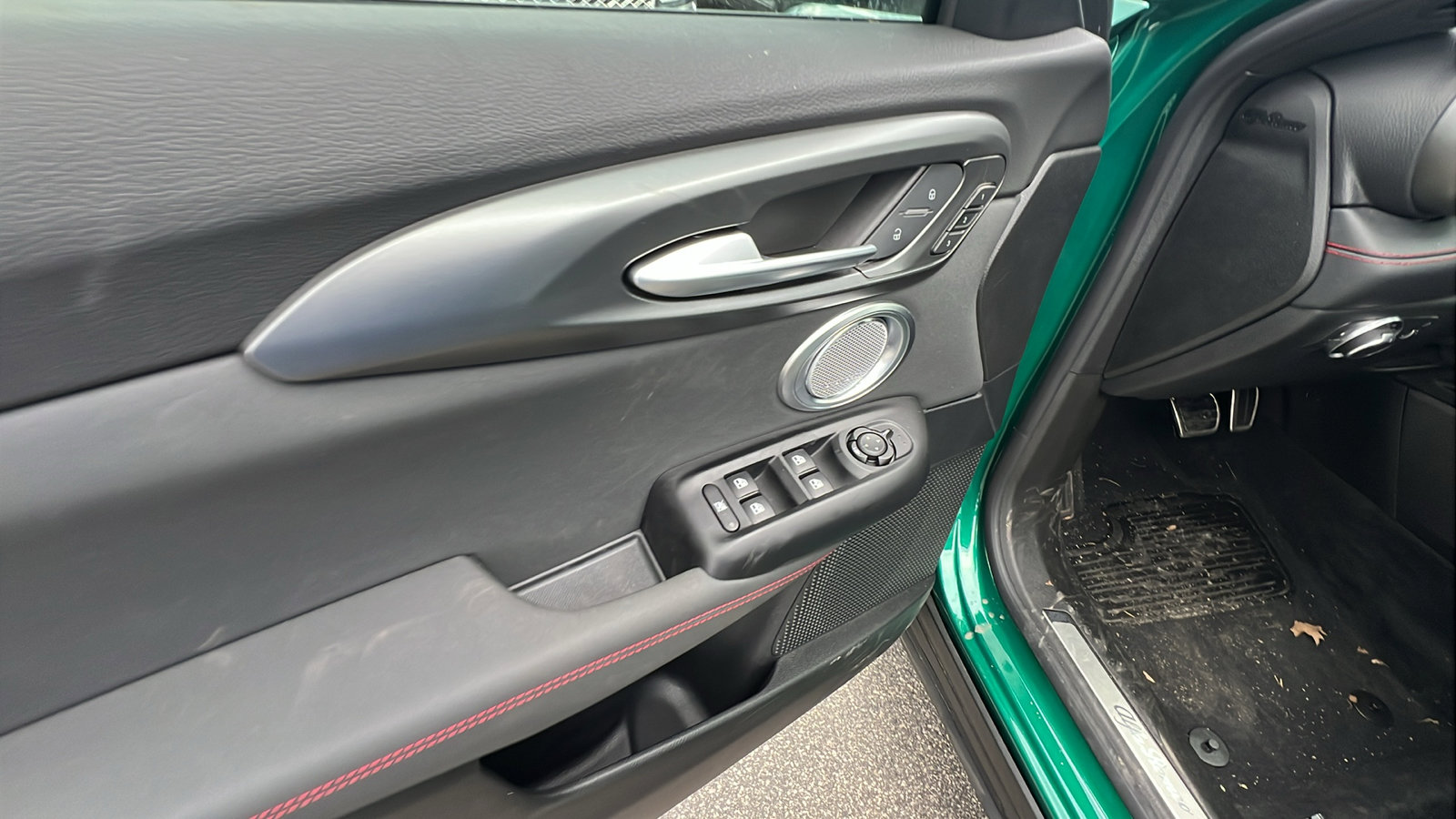 Used 2025 Alfa Romeo Tonale Tributo Italiano image 16