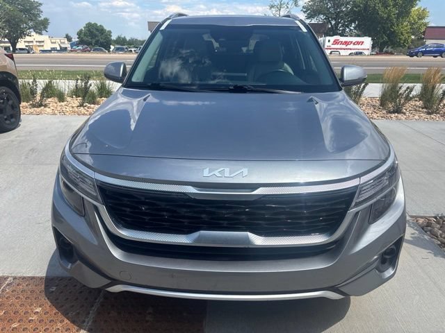 Certified 2023 Kia Seltos EX AWD/4WD image 2