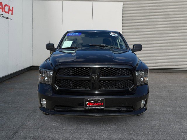 Used 2017 RAM 1500 Express w/ Black Ram 1500 Express Group AWD/4WD image 5