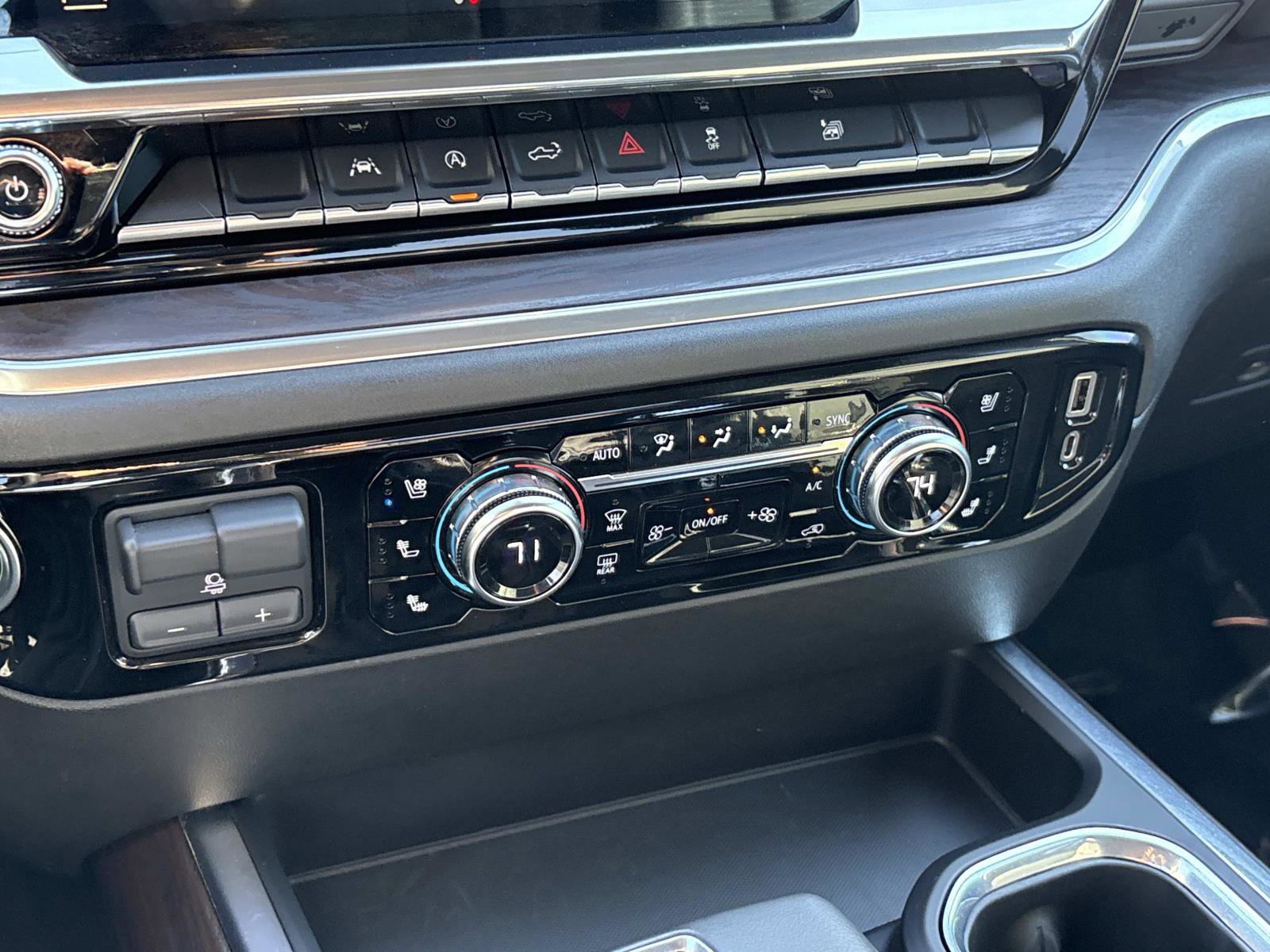 Certified 2022 GMC Sierra 1500 SLT w/ SLT Premium Package image 25